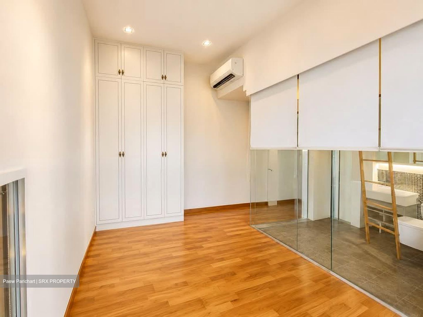 RV Suites (D10), Apartment #597606081